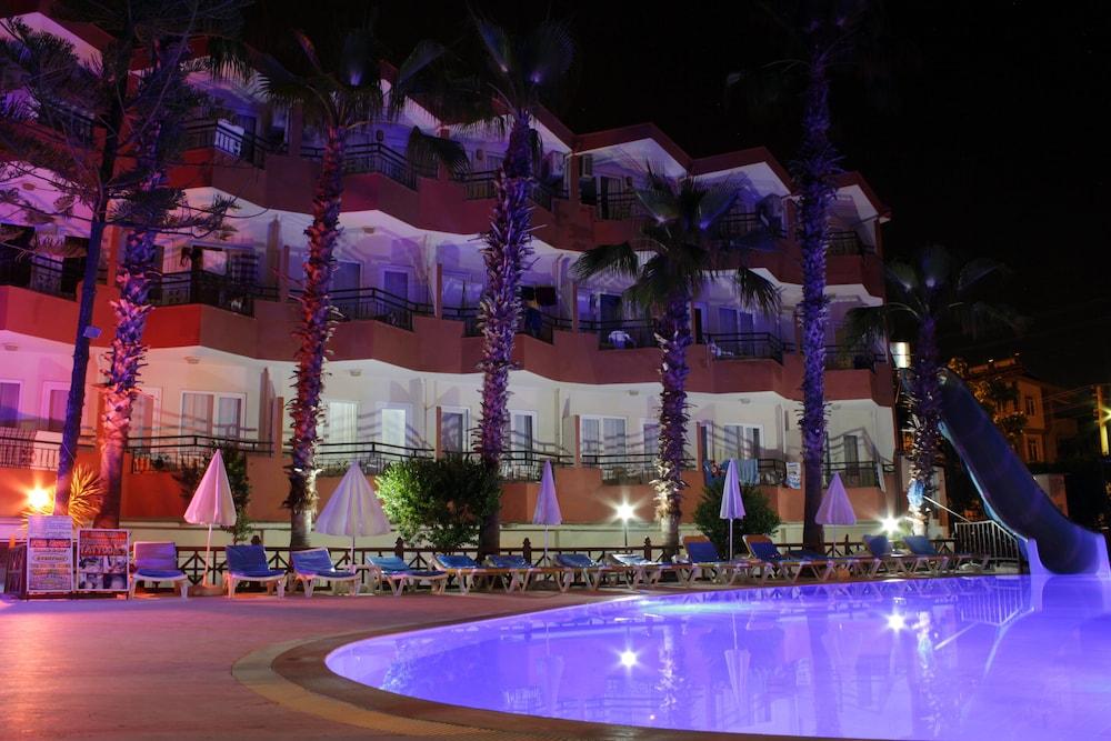 Semoris Hotel Сиде Екстериор снимка