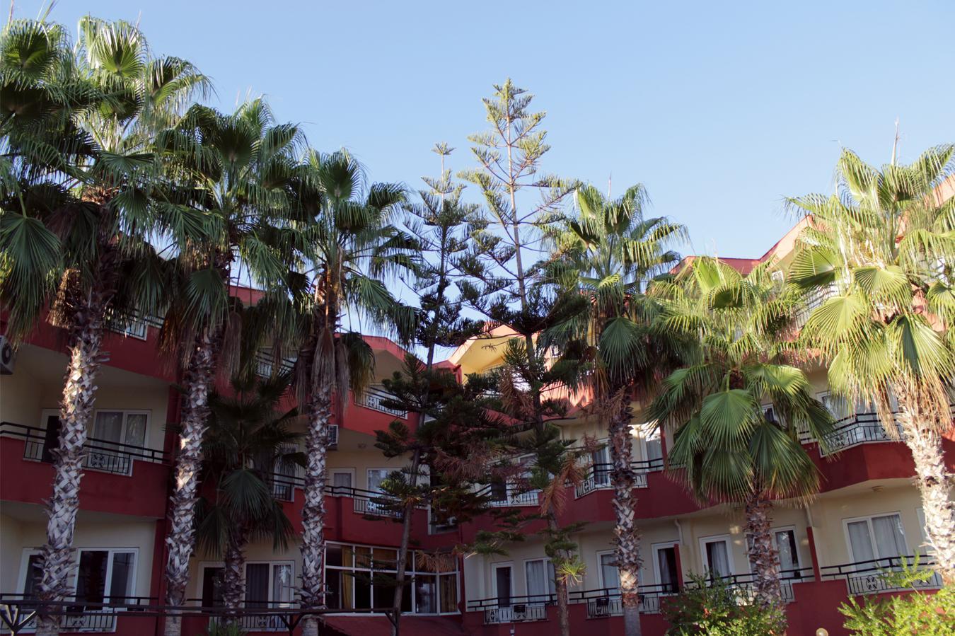 Semoris Hotel Сиде Екстериор снимка