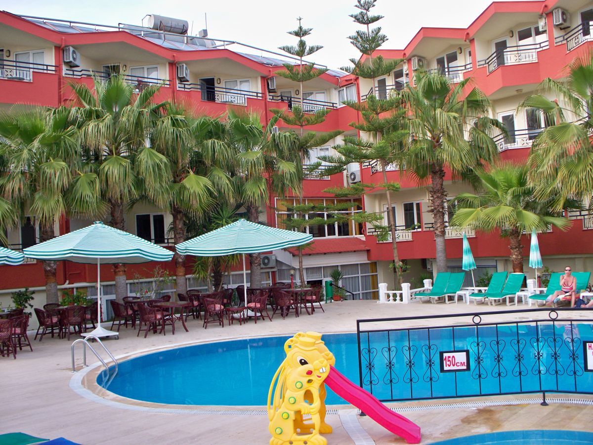 Semoris Hotel Сиде Екстериор снимка